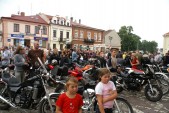 Ponad 250 motocykli na jarosławskim rynku...