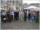 Delegacje z miast partnerskich oraz mieszkańcy Jarosławia