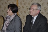 Skarbnik Miasta Barbara Maziarka oraz zastępca dyrektora MOPS Paweł Niemkiewicz.