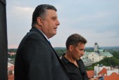 Już na wieży R. Korzeniowski dodał zdjęcie panoramy Jarosławia na swój profil na Facebooku.