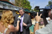 Burmistrz Andrzej Wyczawski na antenie lokalnej telewizji w Michalovcach opowiadał między innymi o walorach Jarosławia.