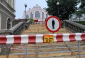 Trwa remont schodów za halą targową. | Fot.  Ewa Kłak-Zarzecka