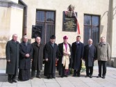 Wspólna zdjęcie władz miasta z ks. biskupem i księżmi dziekanami. Fot. Zofia Krzanowska