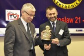 Na zdjęciu: Adam Tomaszewski, dyrektor ZSTiO w Jarosławiu (po prawej) oraz Bogusław Wiśniewski, Przewodniczący Komitetu Głównego Olimpiady.