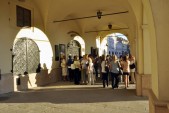 Turyści chętnie zwiedzali Muzeum-Kamienicę Orsettich...