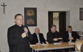 Konferencję otworzył ks. Marian Bocho - proboszcz Parafii pw. Bożego Ciała.