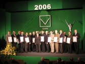 Zdjęcie grupowe przedstawicieli samorządów, którzy otrzymali tytuł Fair Play