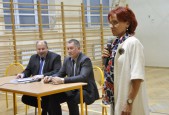 Spotkanie otworzyła Halina Kic, dyrektor SP9. | Fot.  Monika Sadurska