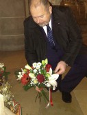Burmistrz złożył kwiaty w miejscu pochówku Księcia Franciszka Rakoczego II...