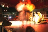 Zespol zaprezentowal tradycyjne tance Csango - kolowe, korowodowe, rzedowe i w parach