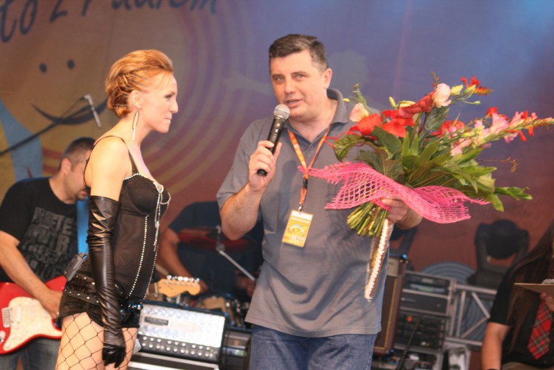 Znalezione obrazy dla zapytania Åzy 2007