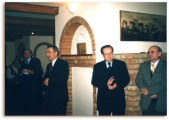 Na zdjęciu obok od lewej: Prezes W. Bojarski, Prezes Honorowy J. Blajer, Wiceprezes St. Przewrocki.