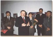 Burmistrz Jerzy Matusz z żoną Henryką podczas otwarcia wystawy p. Ludmiły Lakoma - Krausowej (13.04.1999)