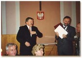 Podziękowanie p. Jarosławowi Pagaczowi za współpracę w II kadencji Rady Miasta - 20.06.1998