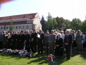 Obchody Dnia Sybiraka i Weterana 17 września 2007 r. pod krzyżem Golgoty Narodów w Jarosławiu