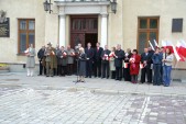 Święto Flagi przed Ratuszem | Fot. Paweł Wolontkowski