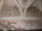 Malowidła na ścianie północnej - sceny: Biczowanie i Niesienie krzyża