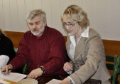 Obok przewodniczącej komisji Joanny Mordarskiej zasiadał plastyk Marek Gliwa.
