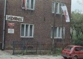 Siedziba Komitetu Obywatelskiego "Solidarność" Ziemi Jarosławskiej 1989 r. | Fot.  Ze zbiorów archiwalnych burmistrza Andrzeja Wyczawskiego