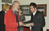 Nagroda "Za dobre wejście do gry" ufundowana przez Krzysztofa Ziembę dla Marka Kuszczaka.