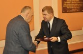 Złota Odznaka przynana doc. dr. Stanisławowi Sobockiemu.