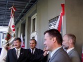 Odsłonięcie tablicy pamiątkowej na budynku pierwszej siedziby NSZZ Solidarność i Solidarności Rolników Indywidualnych.