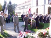 Władze Powiatu Jarosławksiego w osobach: T. Petry - Przewodniczący Rady Powiatu i J. Kołakowski - Wicestarosta.