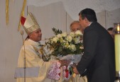 Podziękowania na ręce Arcybiskupa złożył Burmistrz Miasta Jarosławia.