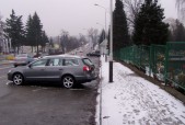 Parkingi nie są miejscem handlu samochodami. | Fot.  Bogusław Ryzner