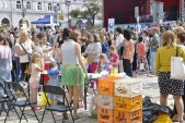Pod ratuszem organizowane były konkursy plastyczne | Fot.  Iga Kmiecik