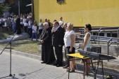 W tym roku podczas inauguracji dyrektor SP nr 10 towarzyszyli Archiprezbiter jarosławski ks. prał. Andrzej Surowiec, radny Marian Janusz, przewodnicząca Rady Rodziców Monika Więckowska-Sabat oraz burmistrz Waldemar Paluch