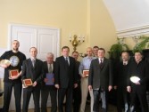 Od lewej: Witalij Kowalenko, Stanisław Gierczak, Marek Piotrowski, Bogdan Wołoszyn, Jacek Stalski, Przemysław Łuszczewski, Łukasz Majewski, Andrzej Wyczawski, Janusz Kołakowski, Kamil Dziukiewicz