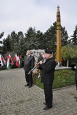 Uroczystość pod pomnikiem przyjaźni polsko-węgierskiej otworzył Stanisław Machała - sekretarz generalny Clubu Konsulów w Jarosławiu | Fot.  Iga Kmiecik