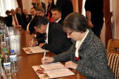 Deklarację podpisali konsulowie Węgier: w Polsce - dr hab. Adrienne Körmendy oraz w Koszycach - Lajos Szénási.