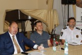 W spotkaniu wzięli udział: burmistrz Waldemar Paluch, koordynator ds. infrastruktury drogowej w mieście - Robert Bembnowicz oraz komendant Straży Miejskiej Witold Ilic.
