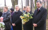 Senator RP Andrzej T. Mazurkiewicz, przewodniczący RM Janusz Szkodny i zastępca Marian Kozłowski oraz burmistrz Andrzej Wyczawski