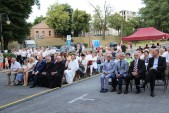 W kolejnej części obchodów został wręczony akt nadania oraz statuetka Stanisławowi Lenarowi, który otrzymał tytuł Honorowego Obywatela Miasta Jarosławia...