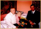 19.05.2004 r. Aniela Widawska ukończyła 100 lat. Do życzeń zdrowia i opieki osób najbliższych od władz miasta dołącza się Redakcja Biuletynu. | Fot. Zofia Krzanowska