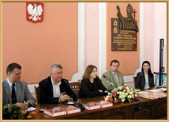 Na zdj. od lewej: Janusz Dąbrowski, Tomasz Kulesza, Julia Pitera, Bogdan Wołoszyn, dr Teresa Adamczyk | Fot. Iwona Międlar