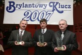 Laureaci Brylantowego Klucza 2007 – pierwszy
z lewej Krzysztof Sopel z PGKiM w Jarosławiu | Fot. archiwum