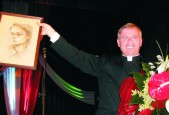 Ksiądz prof. dr hab. Tadeusz Guz podczas sesji naukowej poświęconej Sł. B. Annie
Jenke | Fot. Anita banś