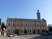 Zachodnie skrzydło kolegium jezuickiego, obecnie plebania przy kolegiacie pw. Bożego Ciała