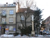 Pomnik Matki Bożej przed pracami konserwatorskimi